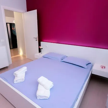 Briel Near City Center 아파트
